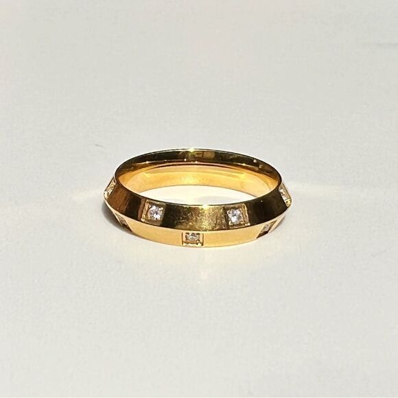 New! “Alexis” Gold Crystal Studded Ring - Picture 1 of 2